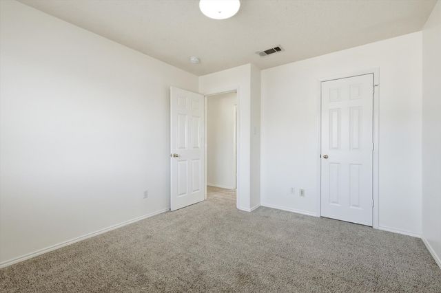 6917 Club Creek Drive, Fort Worth, TX 76137