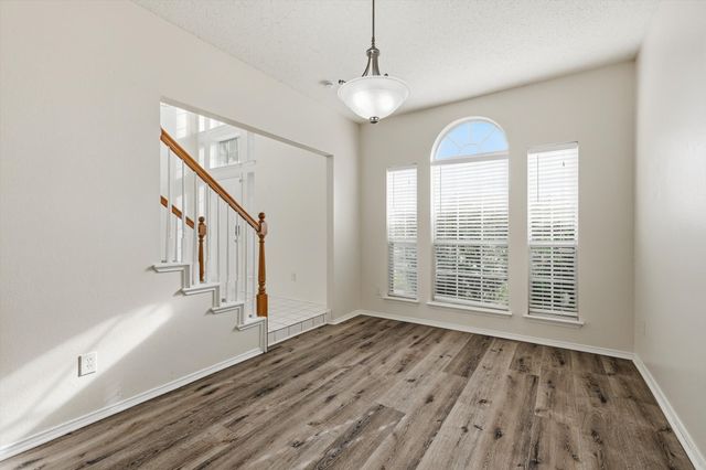 6917 Club Creek Drive, Fort Worth, TX 76137