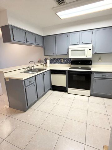 11717 SPRING TREE LANE, Port Richey, FL 34668