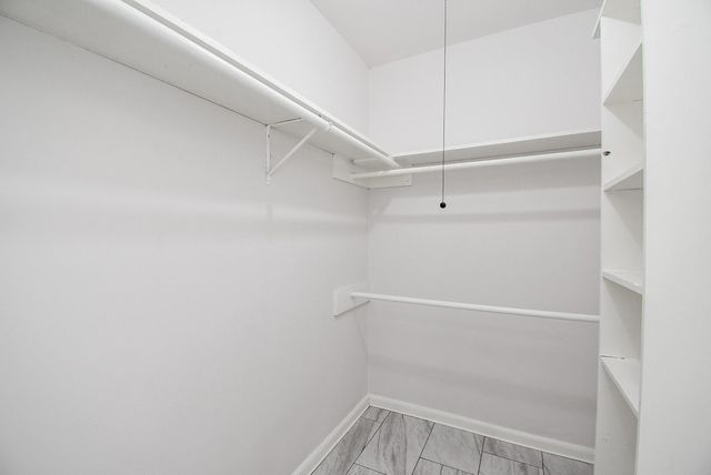 9527 Kingsvalley Street, Houston, TX 77075