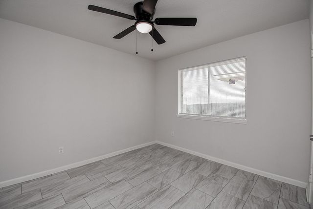 9527 Kingsvalley Street, Houston, TX 77075