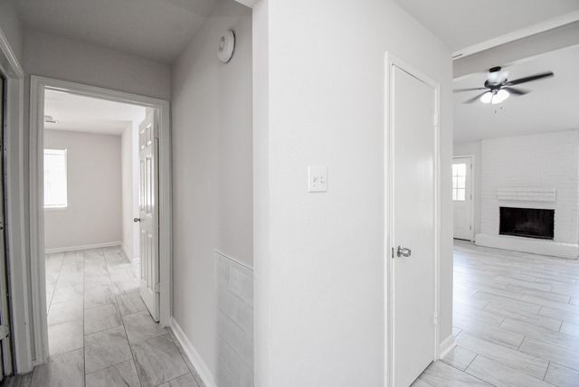 9527 Kingsvalley Street, Houston, TX 77075