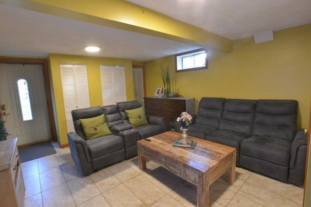 45 Decker St, Milton, MA 02186