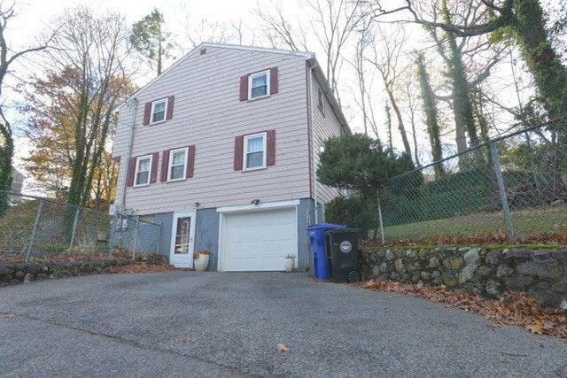 45 Decker St, Milton, MA 02186