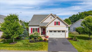 32 Whitney Drive, Halfmoon, NY 12118