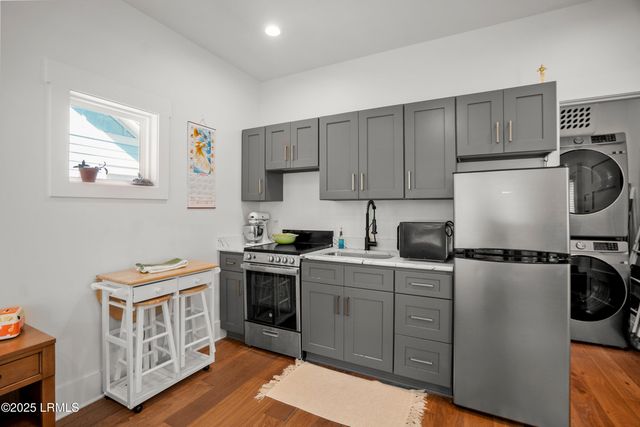 1008 C 12th Street, Port Royal, SC 29935