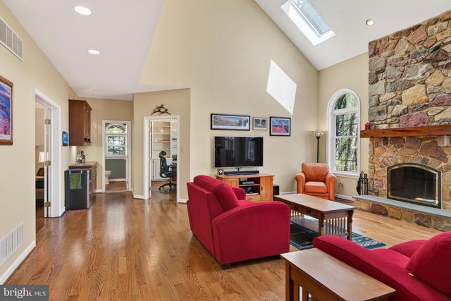1207 TULLAMORE CIR, Chester Springs, PA 19425