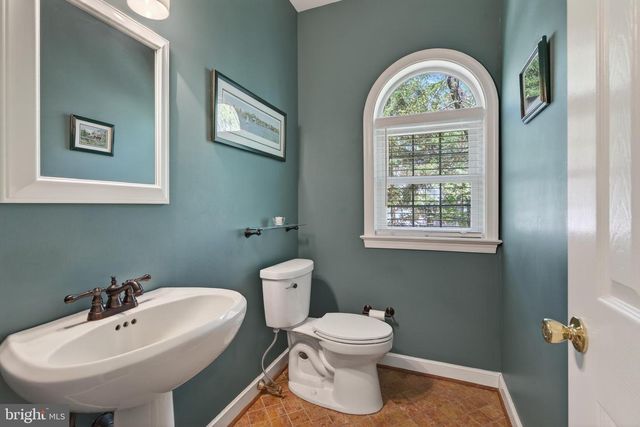 1207 TULLAMORE CIR, Chester Springs, PA 19425