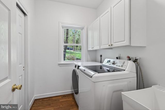 1207 TULLAMORE CIR, Chester Springs, PA 19425