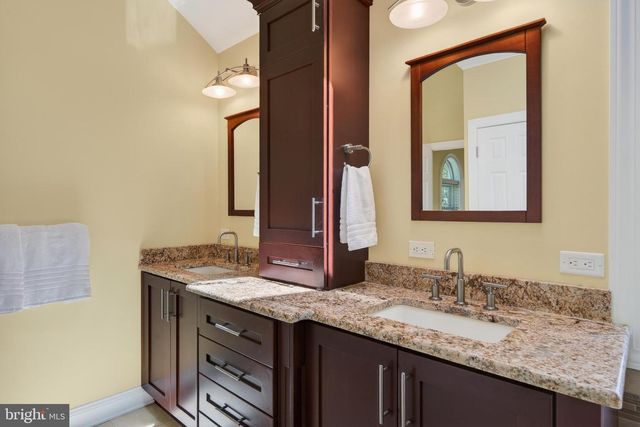 1207 TULLAMORE CIR, Chester Springs, PA 19425