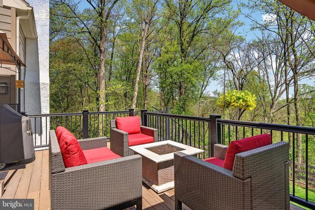 1207 TULLAMORE CIR, Chester Springs, PA 19425