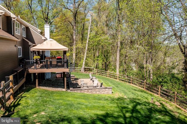 1207 TULLAMORE CIR, Chester Springs, PA 19425
