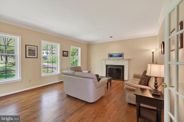 1207 TULLAMORE CIR, Chester Springs, PA 19425