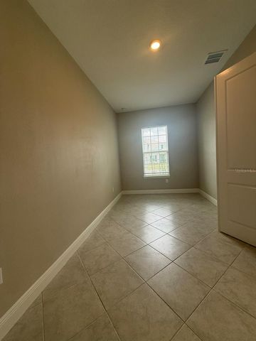 19071 BLUELEAF STREET, Orlando, FL 32827