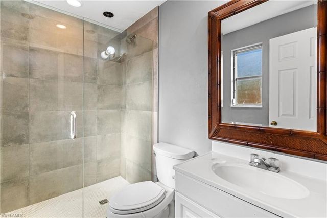 1204 Ridge ST, Naples, FL 34103