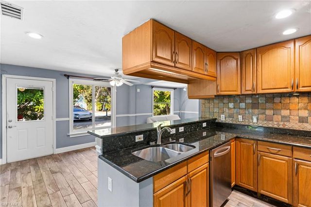 1204 Ridge ST, Naples, FL 34103