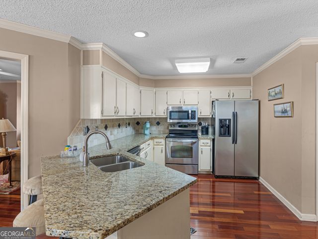 521 Horseshoe Circle, Stockbridge, GA 30281