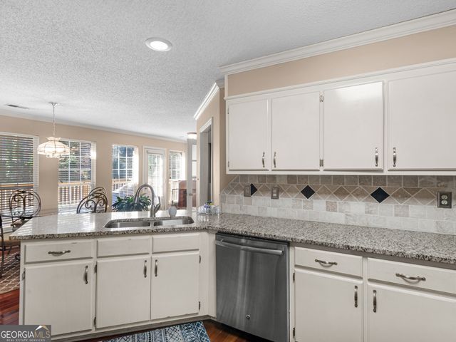 521 Horseshoe Circle, Stockbridge, GA 30281