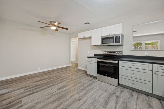 1305 W Lavender Lane, Arlington, TX 76013