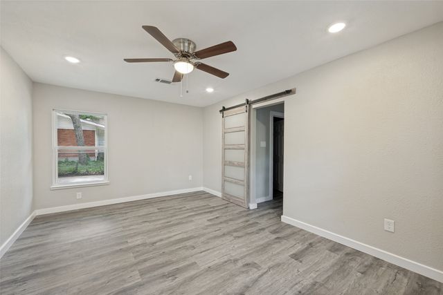 1305 W Lavender Lane, Arlington, TX 76013