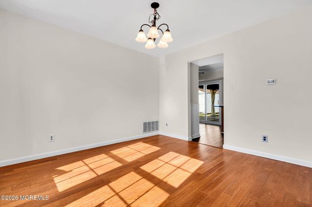 64 Barnegat Boulevard S, Barnegat, NJ 08005