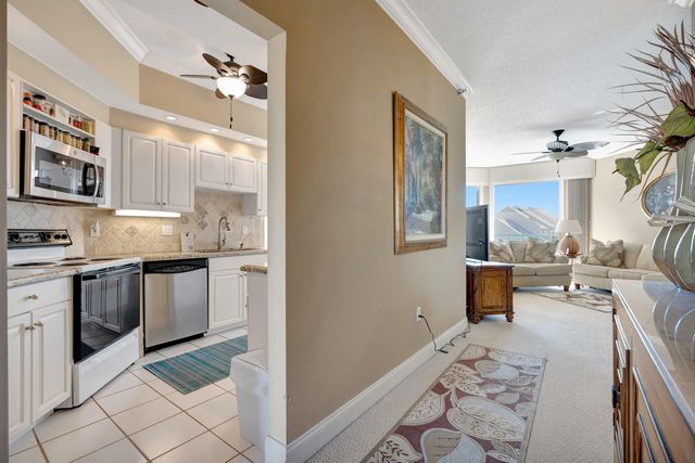 2000 S Highway A1a N302, Jupiter, FL 33477