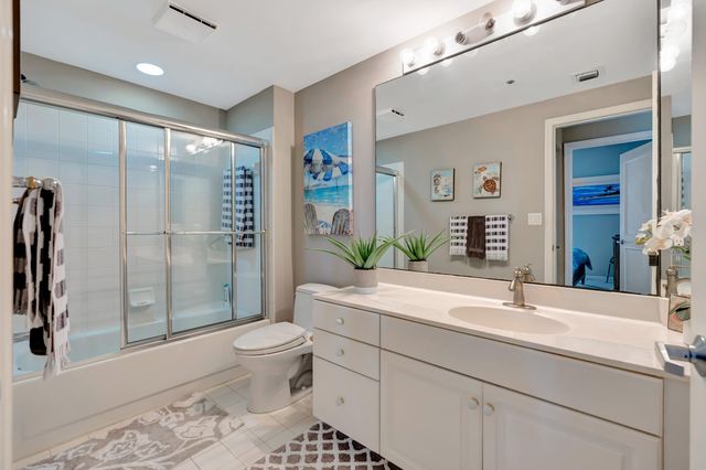 2000 S Highway A1a N302, Jupiter, FL 33477