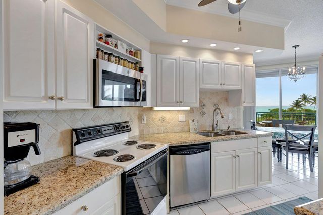 2000 S Highway A1a N302, Jupiter, FL 33477