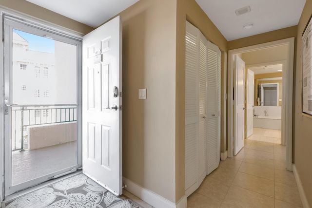 2000 S Highway A1a N302, Jupiter, FL 33477