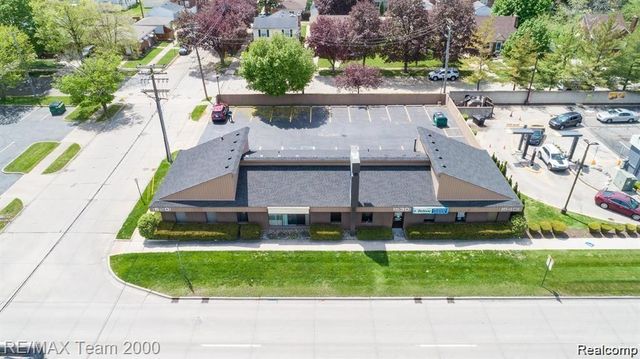 15201 Southfield Road, Allen Park, MI 48101