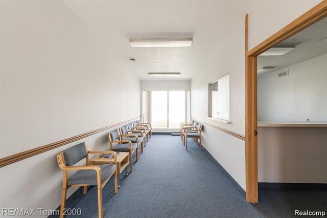 15201 Southfield Road, Allen Park, MI 48101