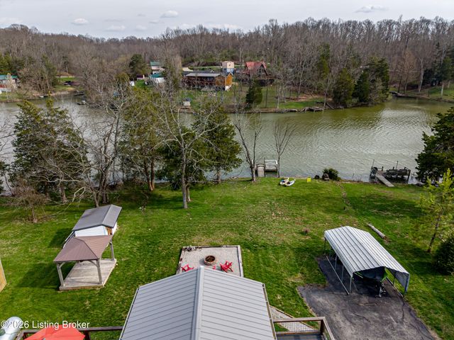 1337 Beaver Lake Rd, Lawrenceburg, KY 40342