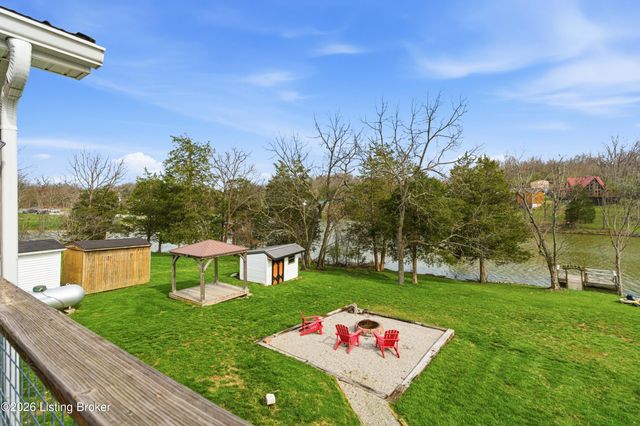 1337 Beaver Lake Rd, Lawrenceburg, KY 40342