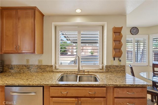 13632 Kings Canyon Court, Fontana, CA 92336