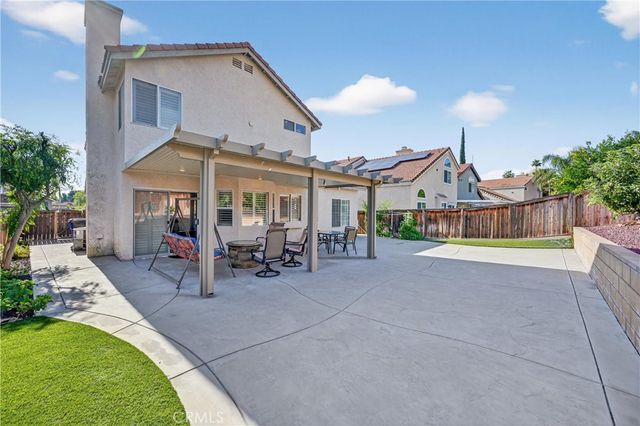 13632 Kings Canyon Court, Fontana, CA 92336