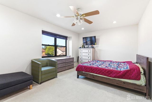 1705 Merrywood Drive, Edison, NJ 08817
