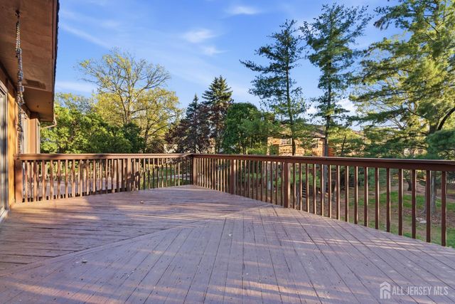 1705 Merrywood Drive, Edison, NJ 08817