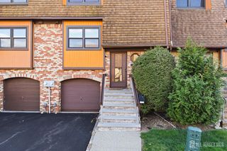 1705 Merrywood Drive, Edison, NJ 08817