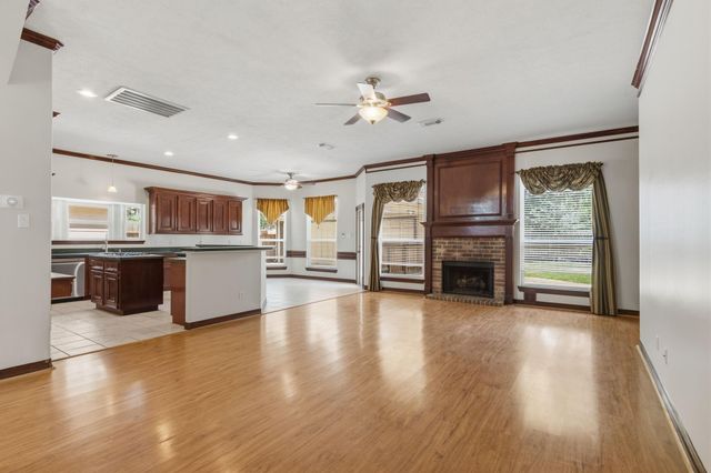 7907 Theiss Hill Drive, Spring, TX 77379