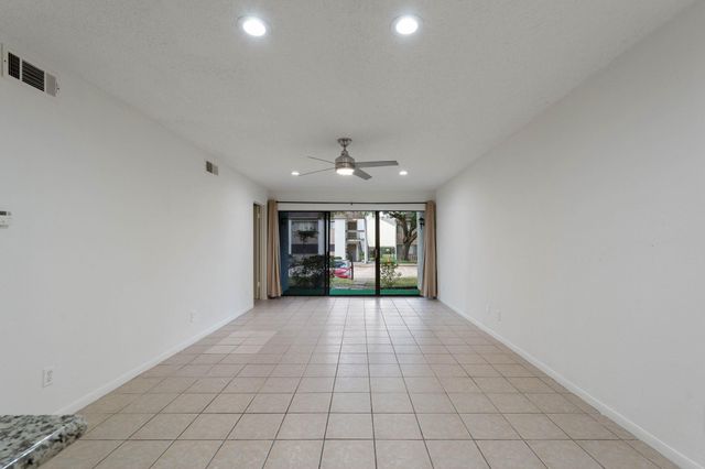 12100 Melville Drive 407D, Montgomery, TX 77356