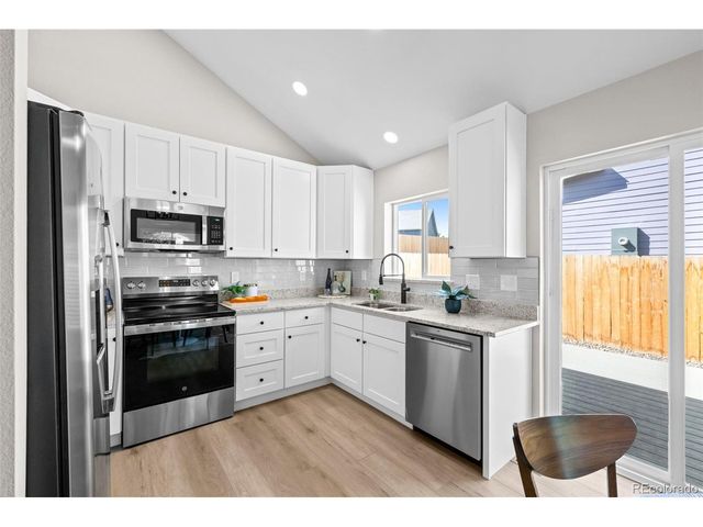 17419 E Whitaker Dr, Aurora, CO 80015