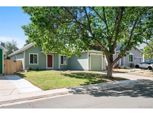 17419 E Whitaker Dr, Aurora, CO 80015