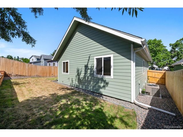 17419 E Whitaker Dr, Aurora, CO 80015