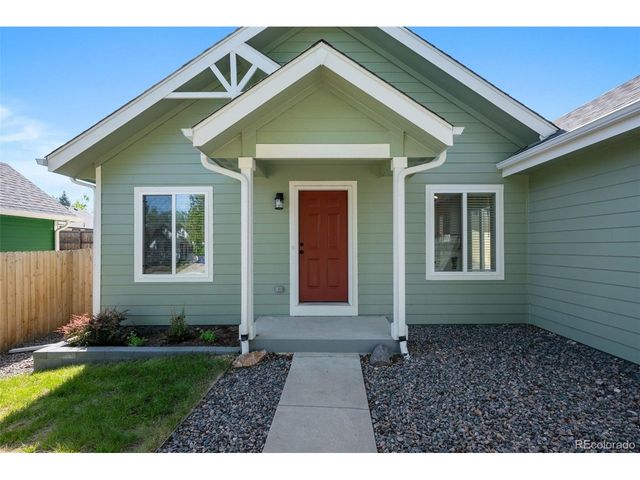 17419 E Whitaker Dr, Aurora, CO 80015
