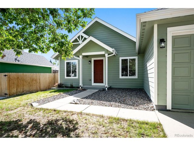 17419 E Whitaker Dr, Aurora, CO 80015