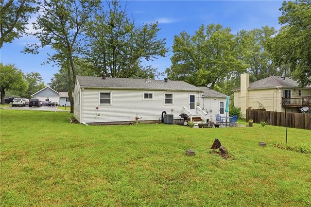 17511 Montgall Drive, Belton, MO 64012