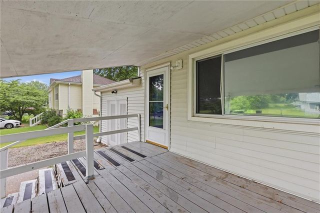 17511 Montgall Drive, Belton, MO 64012