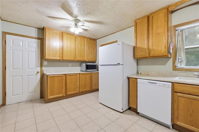 17511 Montgall Drive, Belton, MO 64012