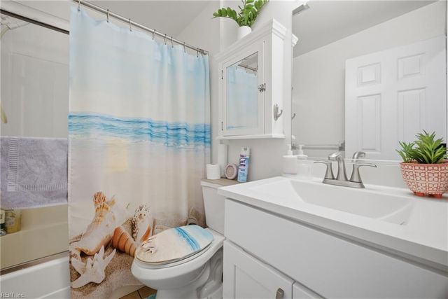 810 E Ocean View Ave Apt 107, Norfolk, VA 23503