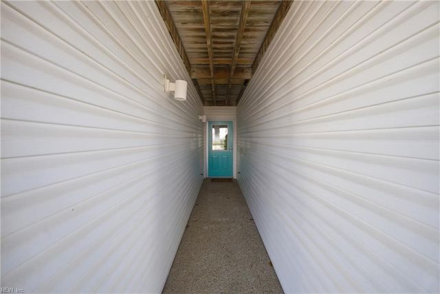 810 E Ocean View Ave Apt 107, Norfolk, VA 23503